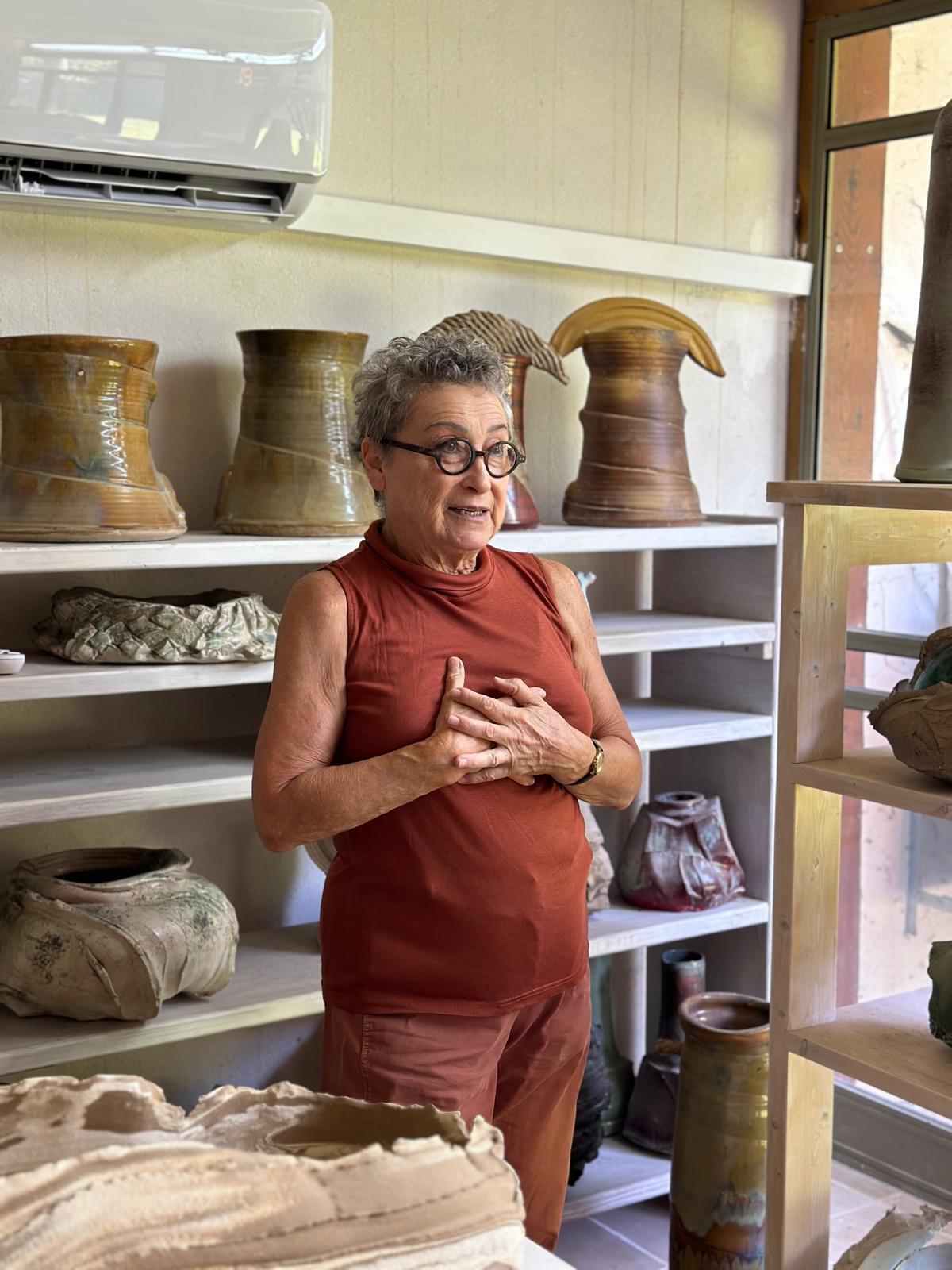 סיור אספנות בביתה של אסתר בק – תמונה 3